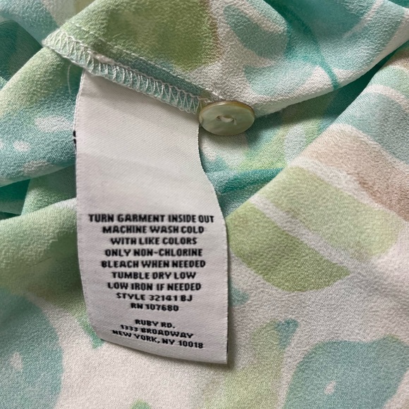 Tropical Print Women's Top - Picture 5 of 11